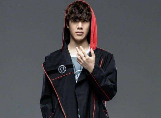 扑克不是情绪宣泄（扑克并非用来宣泄情绪）