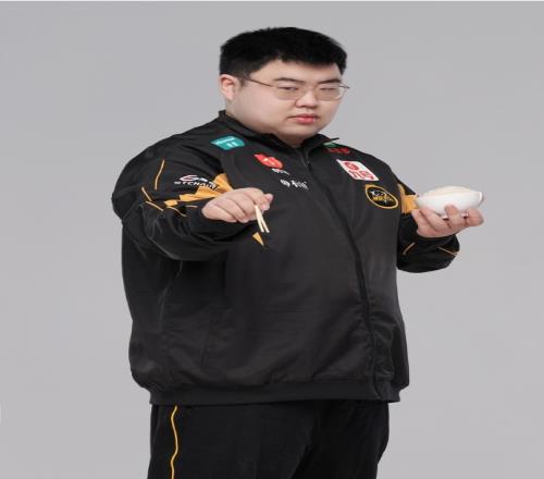 德扑下注：持续下注（C-Bet）的成功率分析。（德州扑克持续下注（C-Bet）成功率解析）