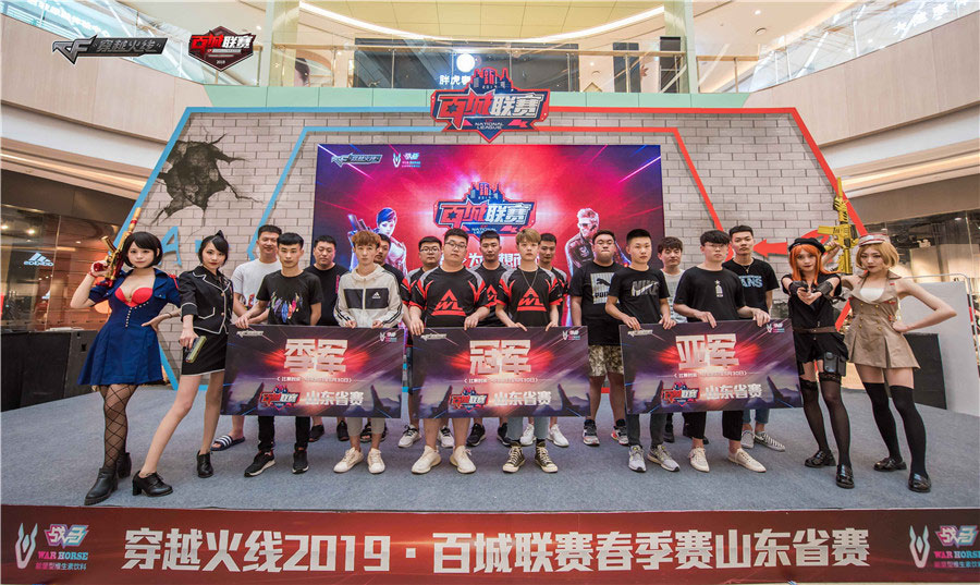 德州扑克里判断失误的原因（德州扑克中决策失误的成因）